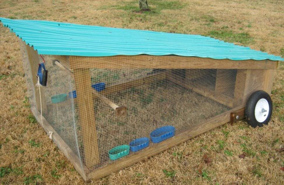 Design for a Small Portable Chicken Coop or Chicken Tractor