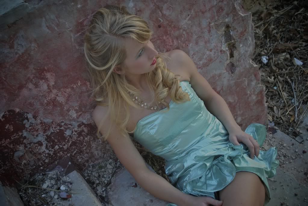 IMAGE: http://i1132.photobucket.com/albums/m565/kaughtphotography/DSC_0379.jpg