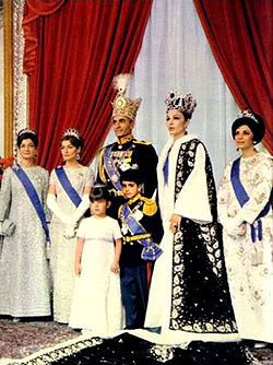 Mohammad_Pahlavi_Coronation.jpg