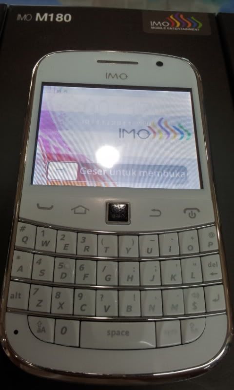 gambar hp imo M180 mirip bb dakota spesifikasi harga dan fitur, handphone qwerty mirip blackberry murah