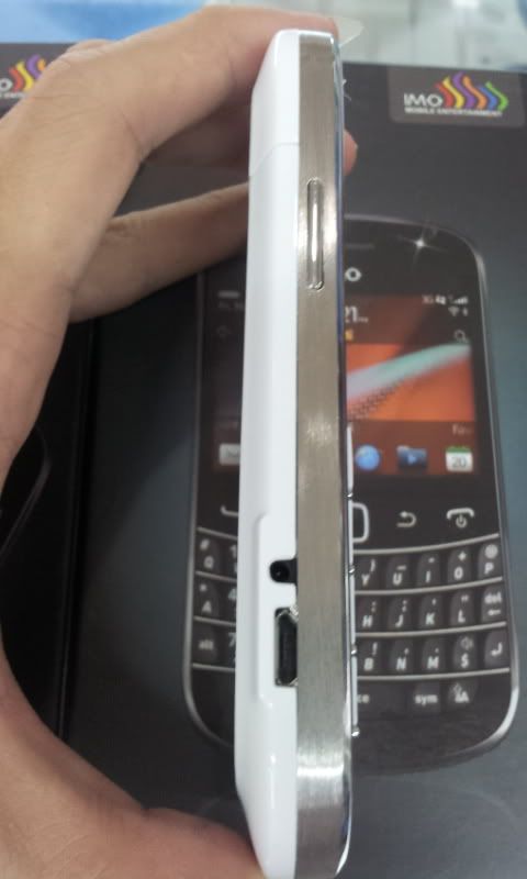 gambar hp imo M180 mirip bb dakota spesifikasi harga dan fitur, handphone qwerty mirip blackberry murah