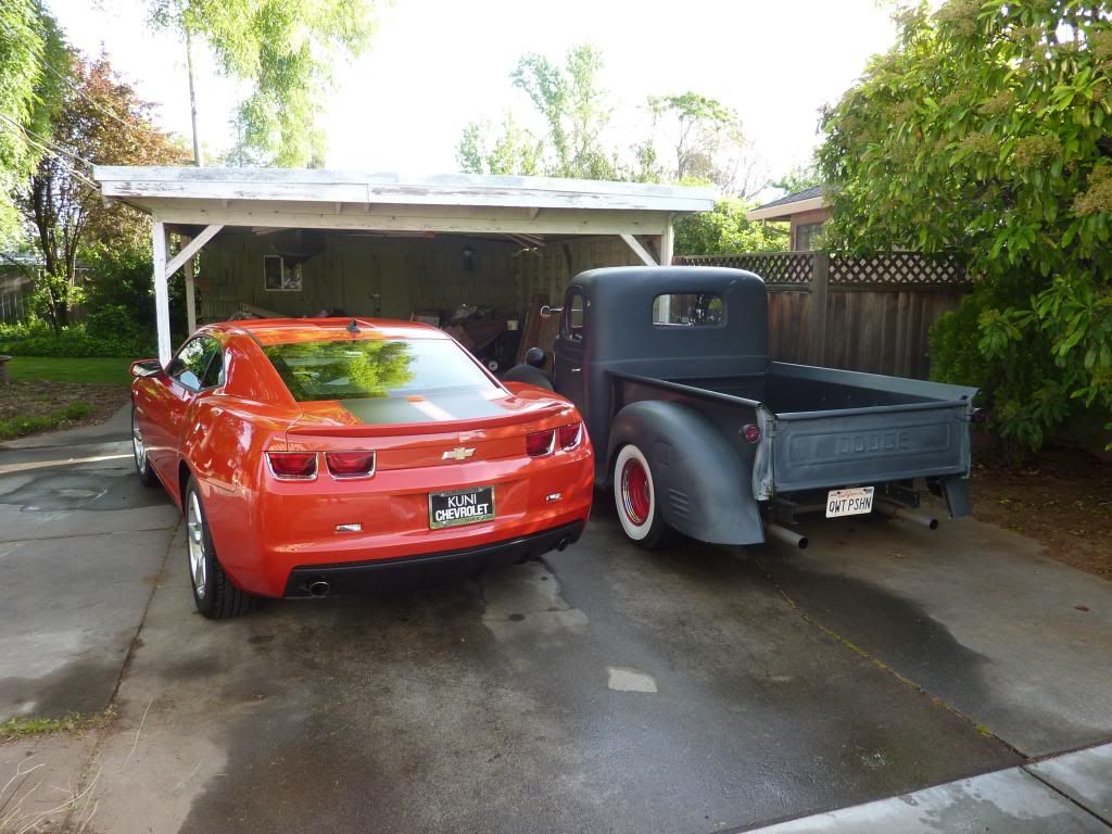 CamaroDodge_zps8f5ab3c2.jpg
